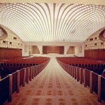 Hajnal János: Festett üvegablakok, VI. Pál Auditórium (Nervi-terem), Vatikán, 1971 Hajnal János: Festett üvegablakok, VI. Pál Auditórium (Nervi-terem), Vatikán, 1971