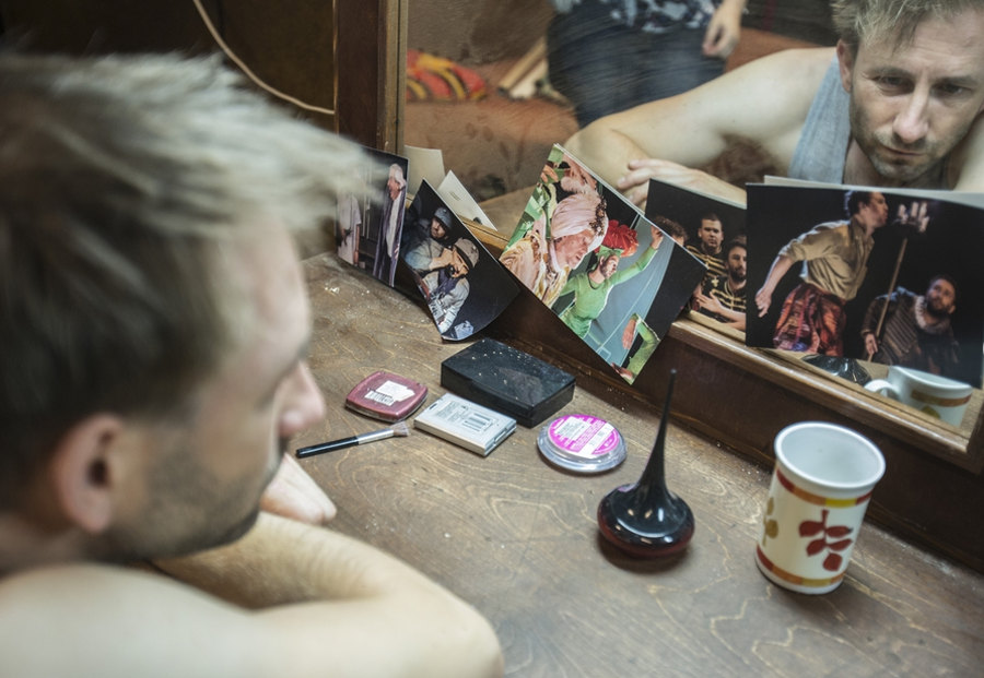 Kezdő rendezők inkubátorban