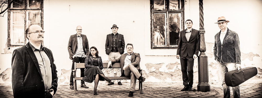 „Velünk együtt a világ is sokat változott”