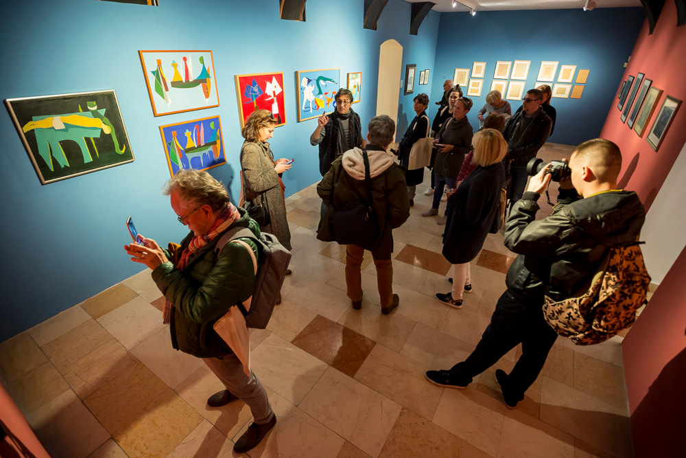 Befelé táguló világok