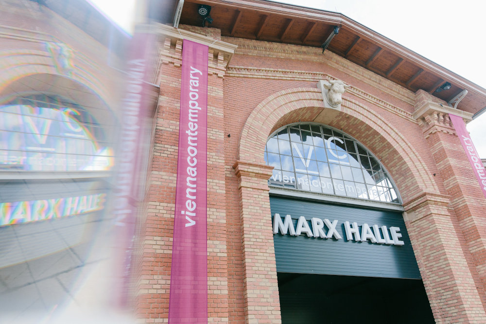 A viennacontemporary magyar szemmel: hazai neoavantgárd művészet a bécsi vásáron
