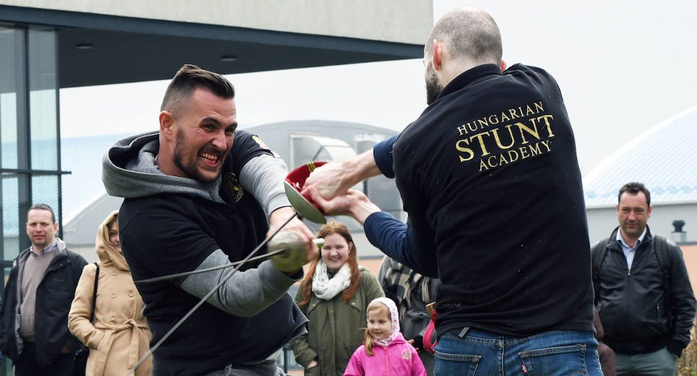 Hivatásos veszélykeresők – interjú Gulyás Kiss Zoltán és Bács Péter kaszkadőrökkel