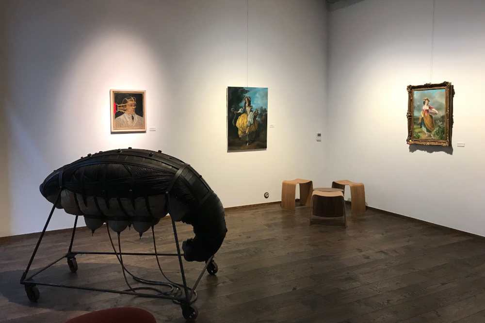 Szörnyarcképek, önarcképek? – kritika a Bestiárium című kiállításról