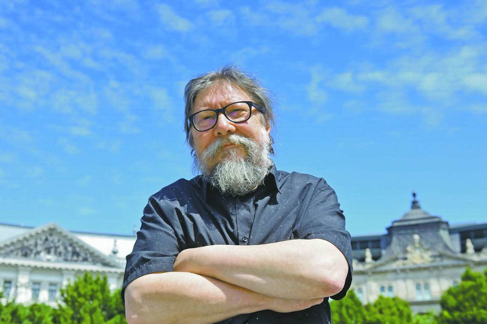 Pannon polaroid – kritika Kompolthy Zsigmond Pannon pestis című könyvéről