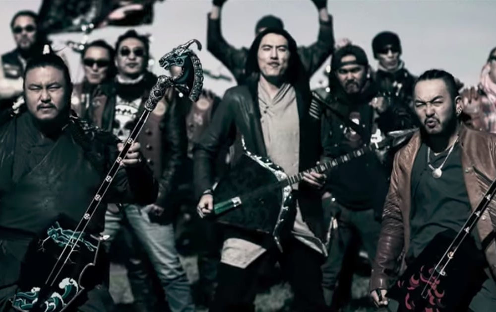 A The HU zenekar tradicionális hangszerekkel előadott heavy metalja