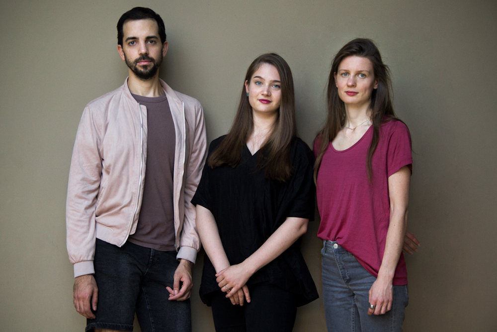 Az xtro realm csoport tagjai: Horváth Gideon, Zilahi Anna és Süveges Rita  Fotó: Schuller Judit Flóra