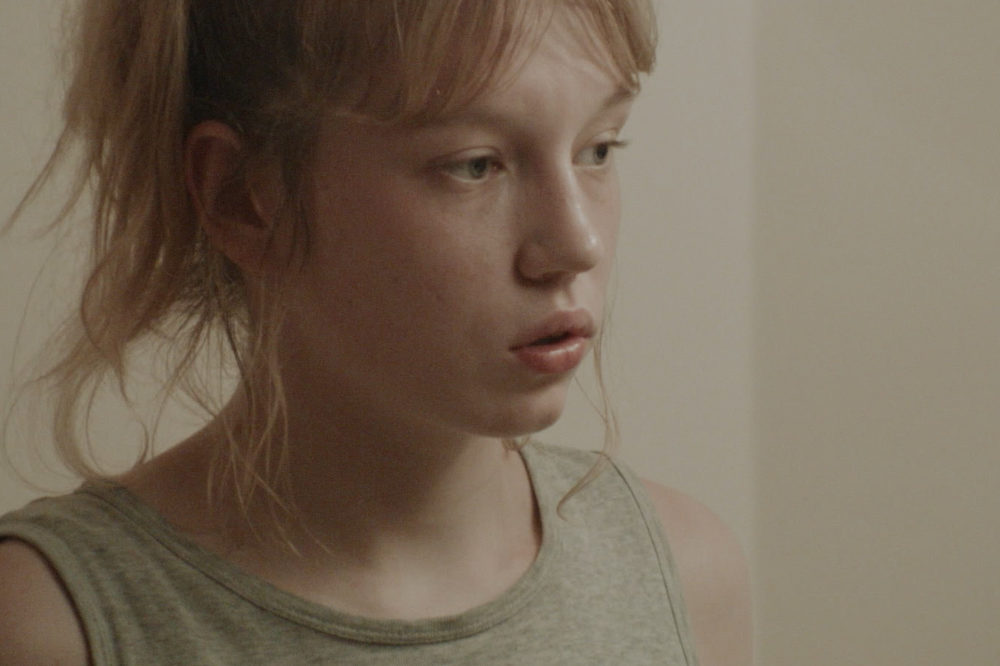 Kizlinger Lilla a filmben  Kép forrása: Fraktál Film