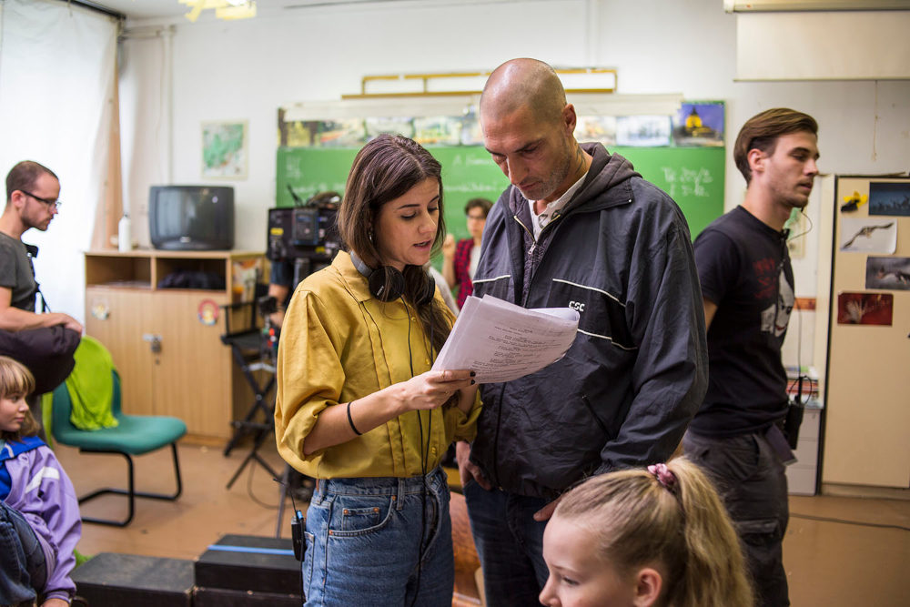 A rendező és Dietz Gusztáv a film egyik fontos helyszínén, az iskolában  Fotó: Kreidli Márton