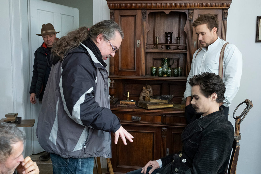 Werkfotó a „Post Mortem” című film forgatásáról. Fotó: Szvacsek Attila  Kép forrása: Szupermodern Filmstúdió