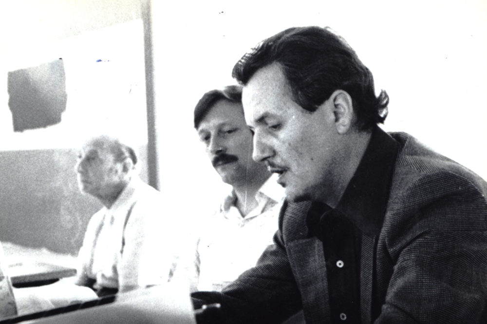 Magyar Műhely Találkozó Marly-le-Roi-ban 1974-ben. A képen Gergely Ferenc, Nagy Pál és Bakucz József  Kép forrása