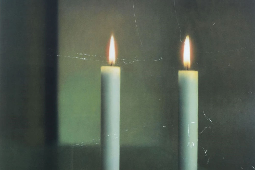 Gerhard Richter: Zwei Kerzen, 1982 (részlet)  Kép forrása