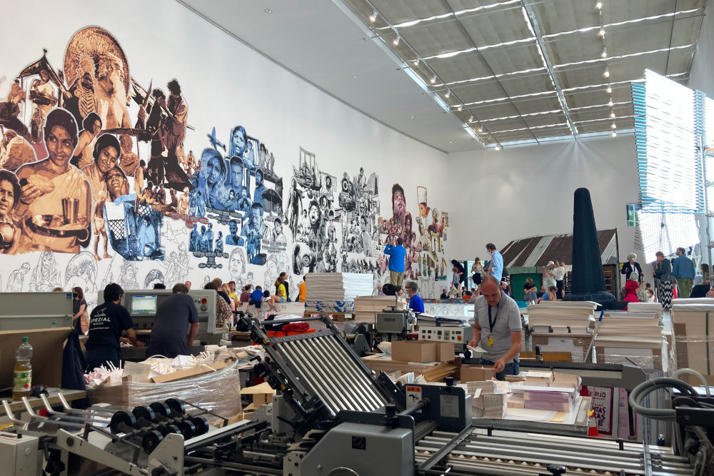 Közös nyomda a documenta Halléban  Fotó: Garamvölgyi Virág