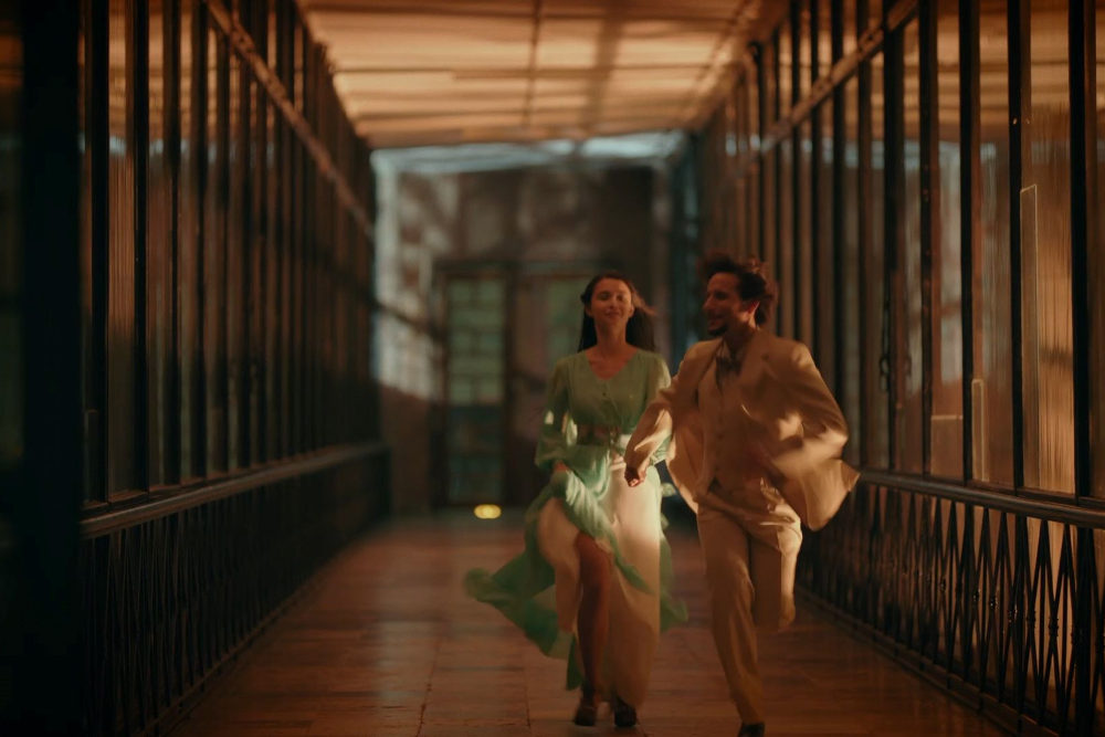 Jelenet „Az almafa virága” című filmből