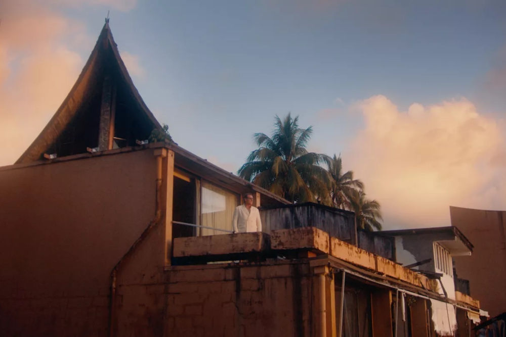 Jelenet a „Pacifiction” című filmből  Kép forrása