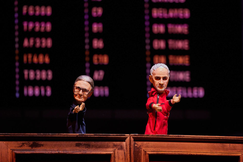 Jelenet a Budapest Bábszínház „Dekameron 2023” című előadásából  Kép forrása: Budapest Bábszínház / Fotó: Piti Marcell