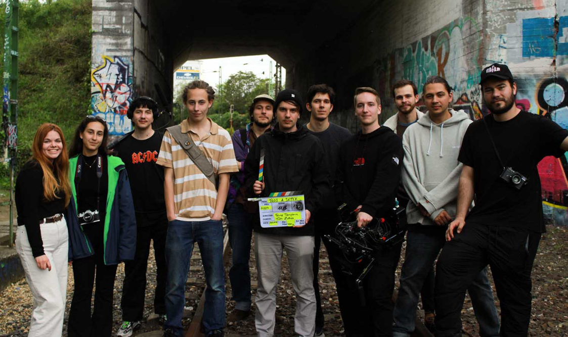 Rusz Benjámin vizsgafilmjének stábfotója  Fotó: Castorp