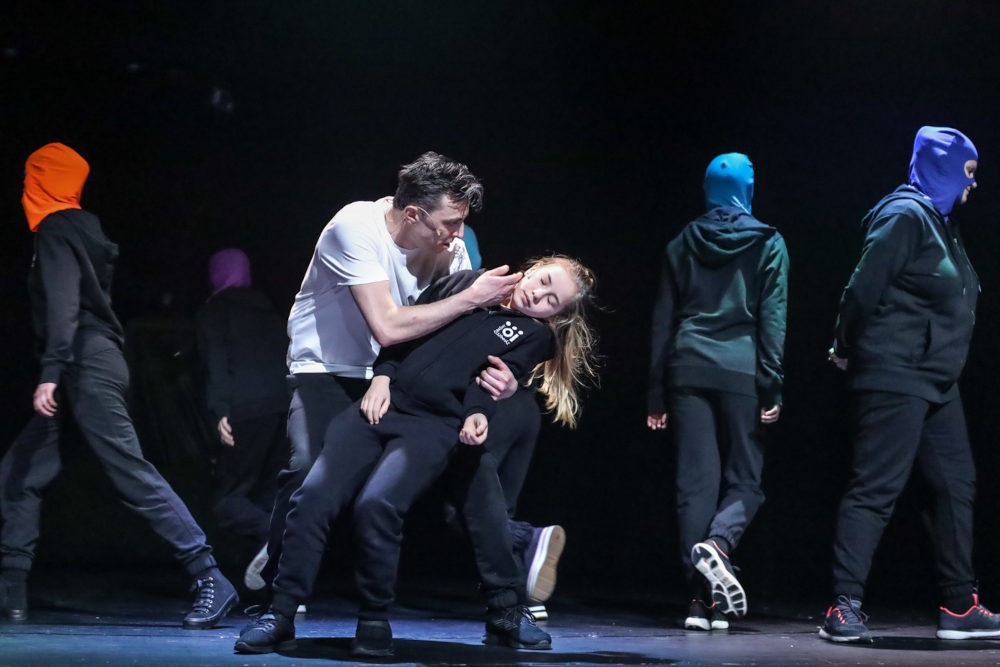 Jelenet az Örkény Színház „Bűn és bűnhődés” című előadásából  Fotó: Horváth Judit / Örkény Színház