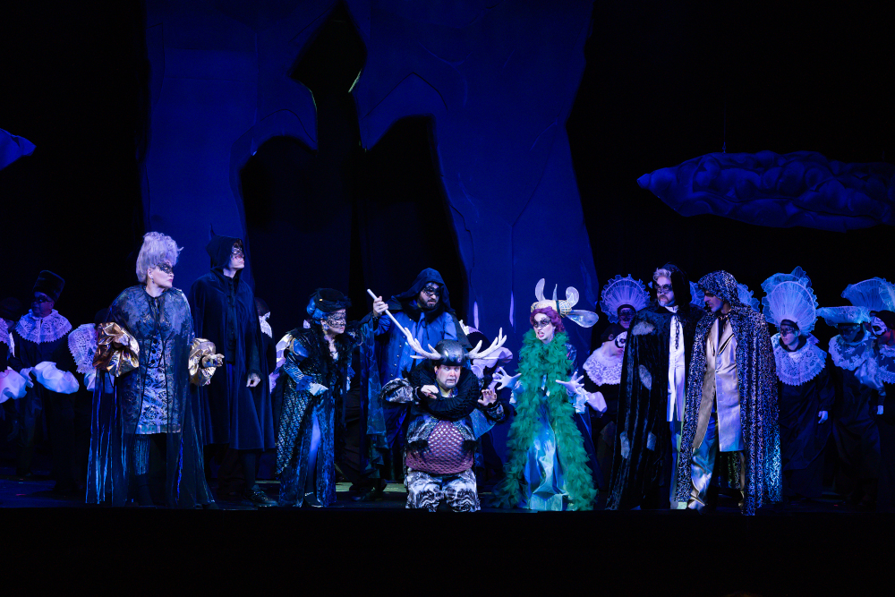 Jelenet a Szegedi Nemzeti Színház „Falstaff” című előadásából   Fotó: Tari Róbert / Szegedi Nemzeti Színház