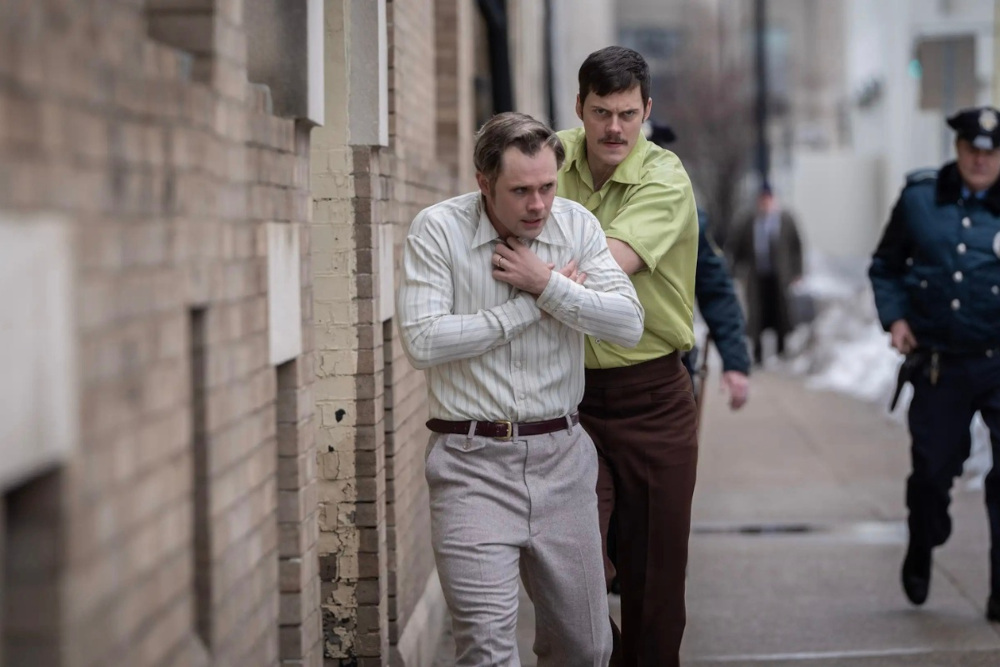 Jelenet a „Dead Man’s Wire” című filmből Forrás: Mozinet